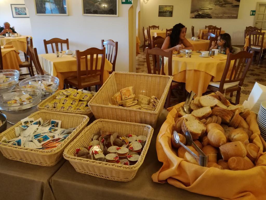 빌라 안젤라 호텔 앤 스파 Forio di Ischia 외부 사진